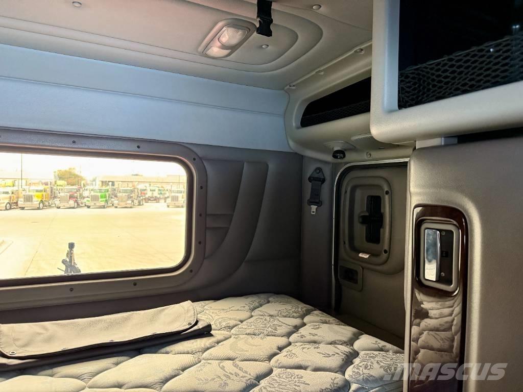 Peterbilt 389 Tahače