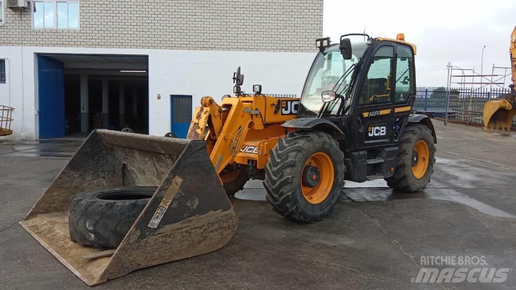 JCB 532-70 Teleskopické manipulátory