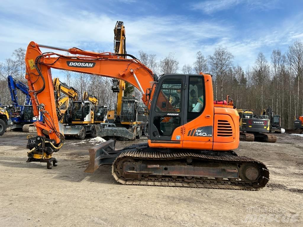 Doosan DX 140 LCR-3 Pásová rýpadla
