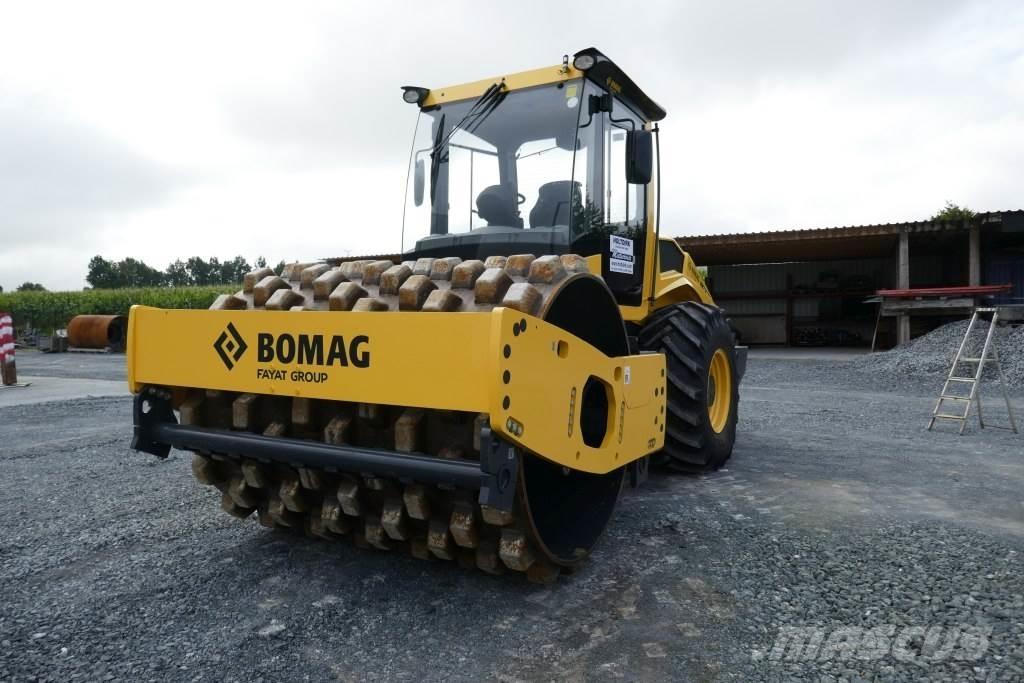 Bomag BW 213 PDH-5 Půdní kompaktory