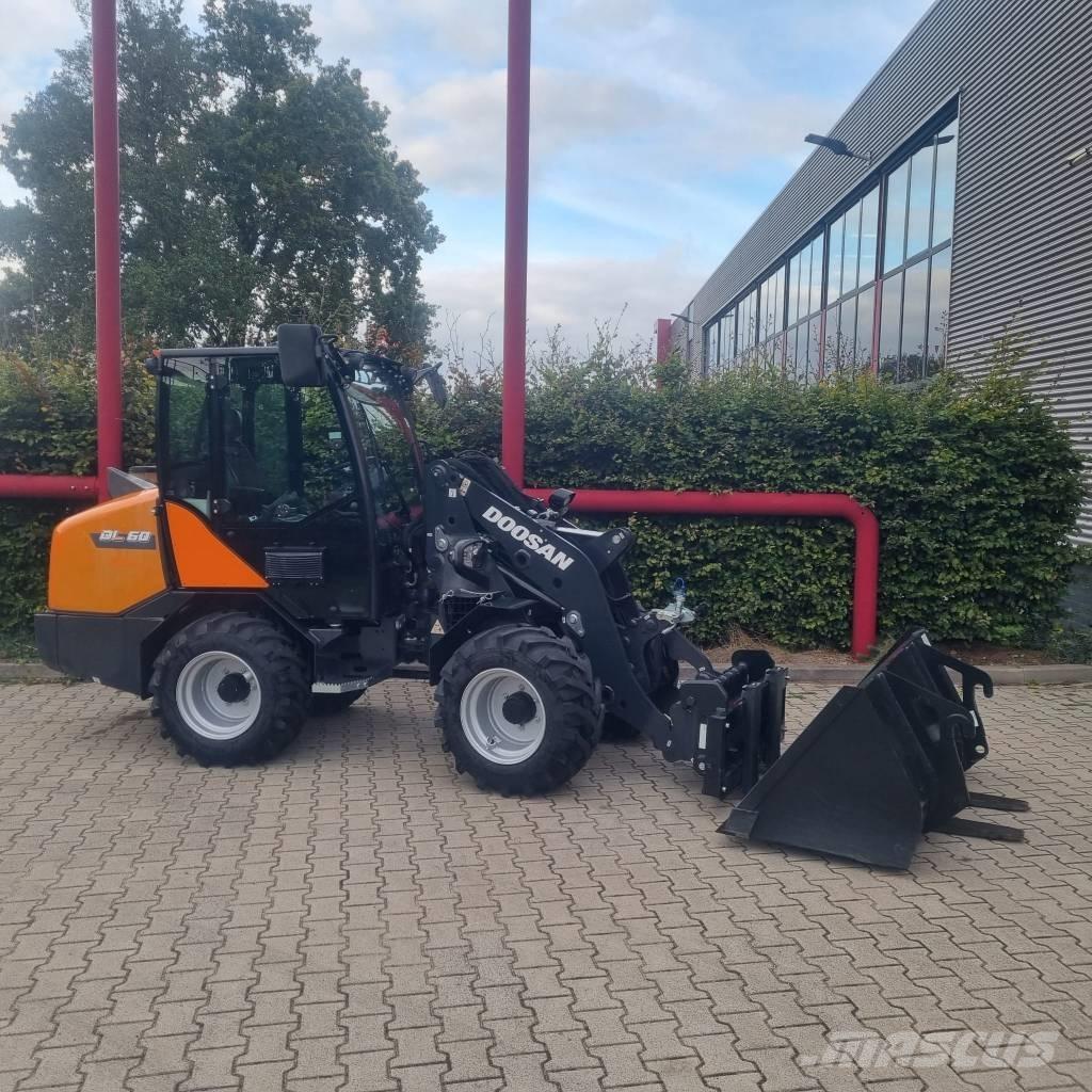 Doosan DL60 Kolové nakladače