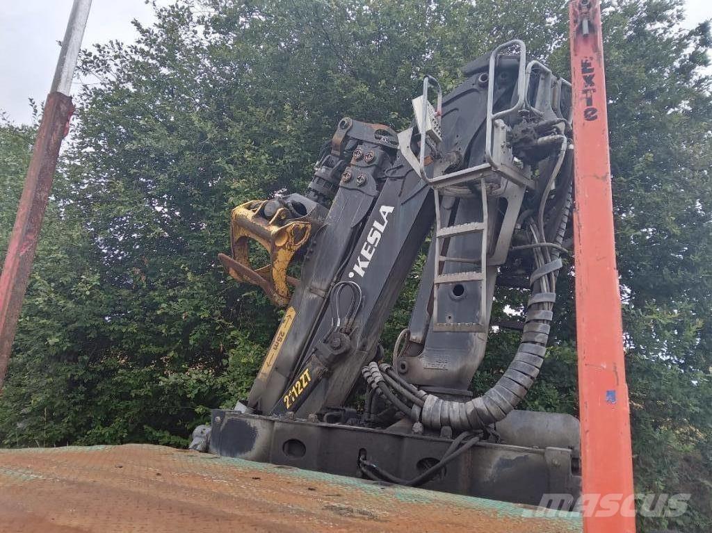 Kesla 2112ZT96 Jeřáby/Nakladače