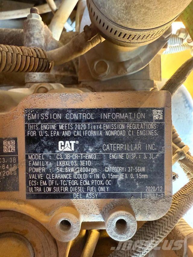 CAT 906M Kolové nakladače