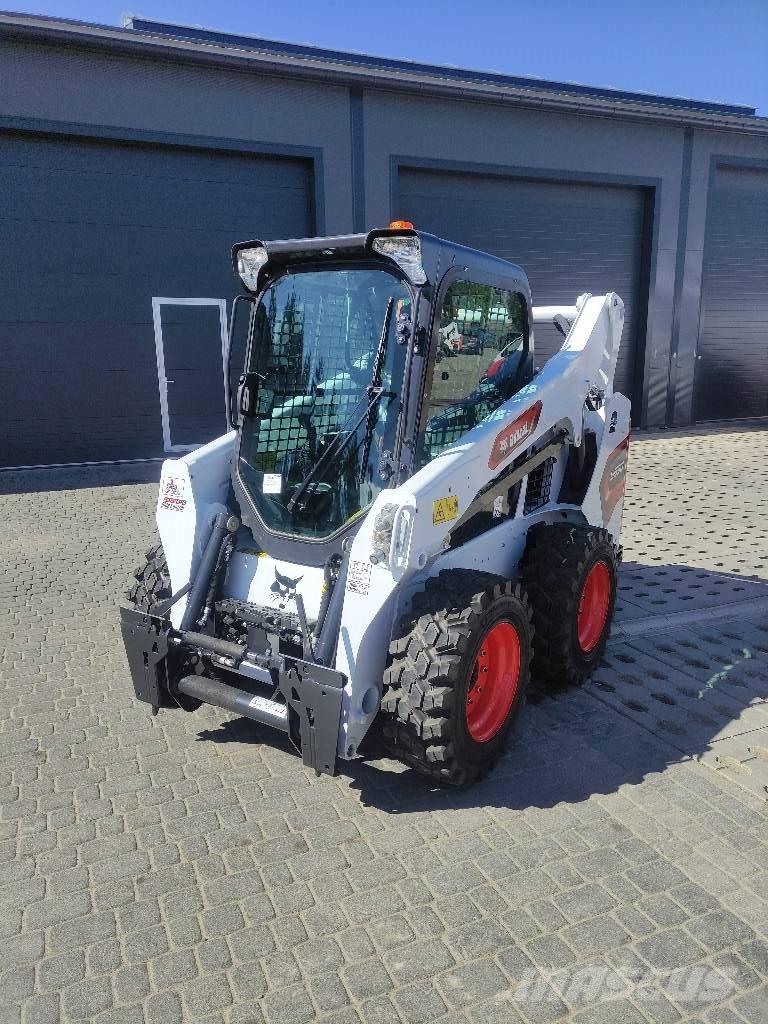 Bobcat S 590 Smykem řízené nakladače