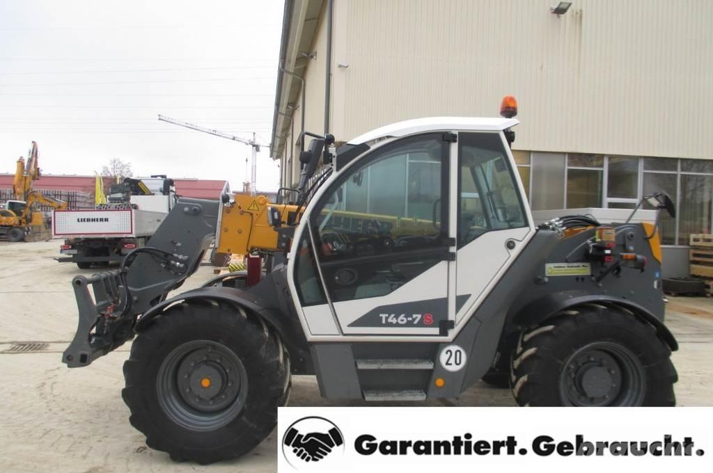 Liebherr T 46-7s Teleskopické manipulátory
