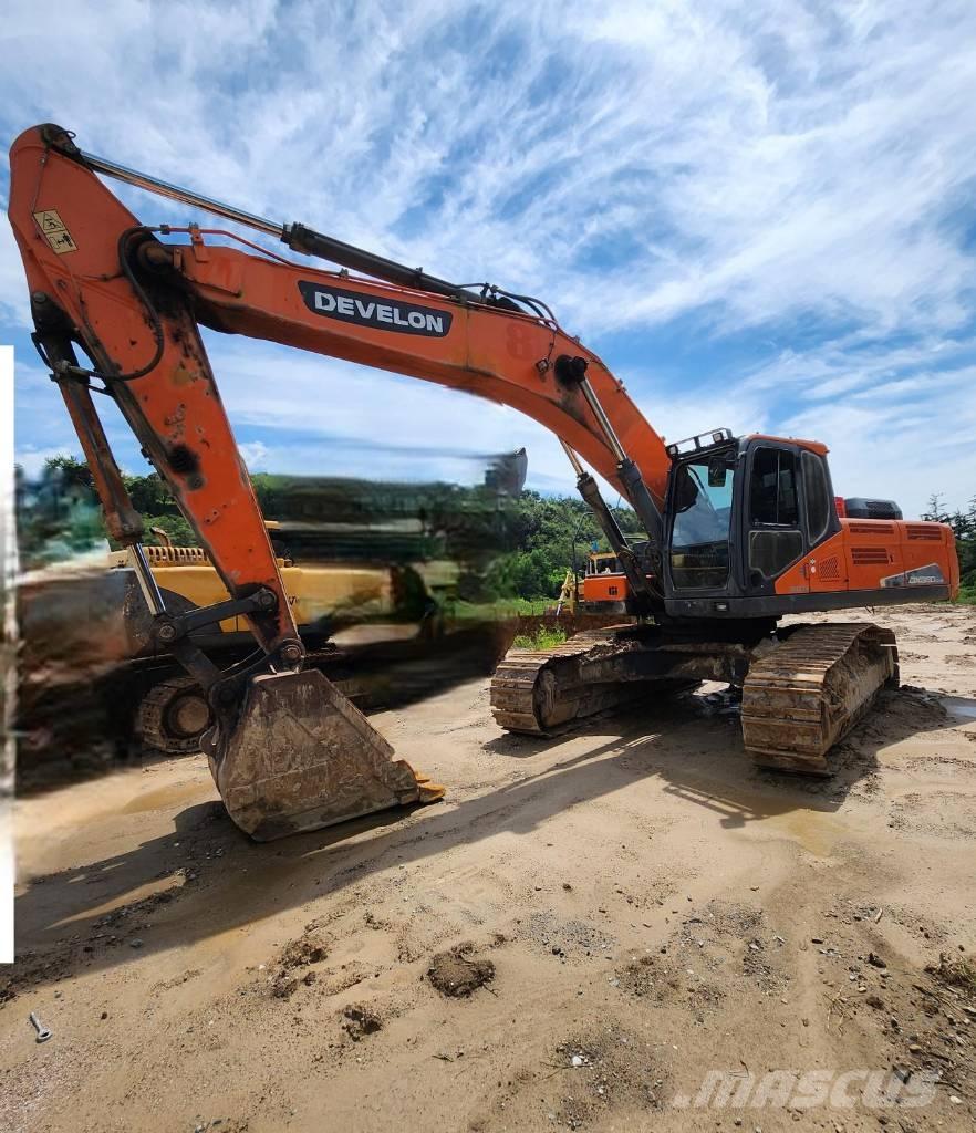 Doosan DX 380 LC-3 Pásová rýpadla