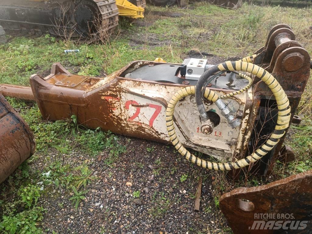 Furukawa F27 LN Hydraulická beranidla na zatloukání pilotů