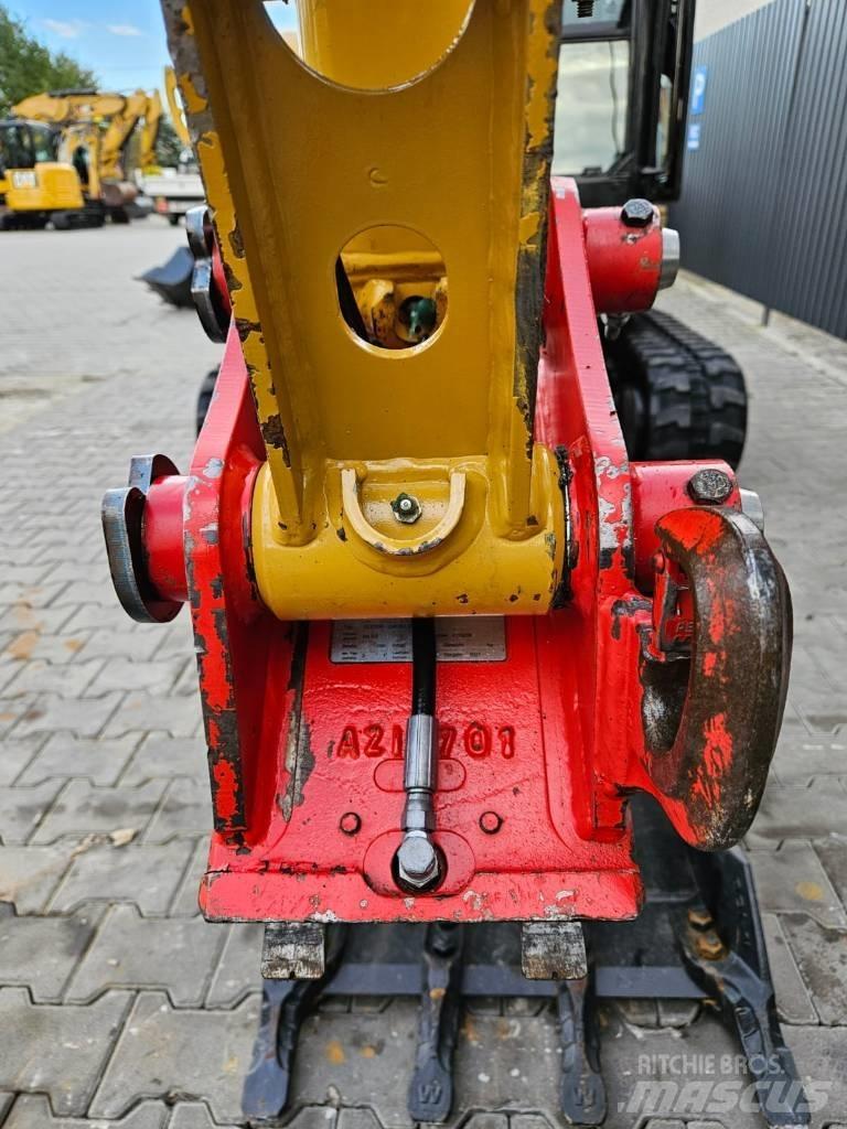 CAT 303.5 E CR Mini rýpadla < 7t