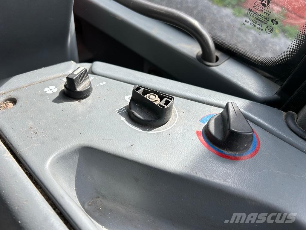 Volvo L 35 B Kolové nakladače