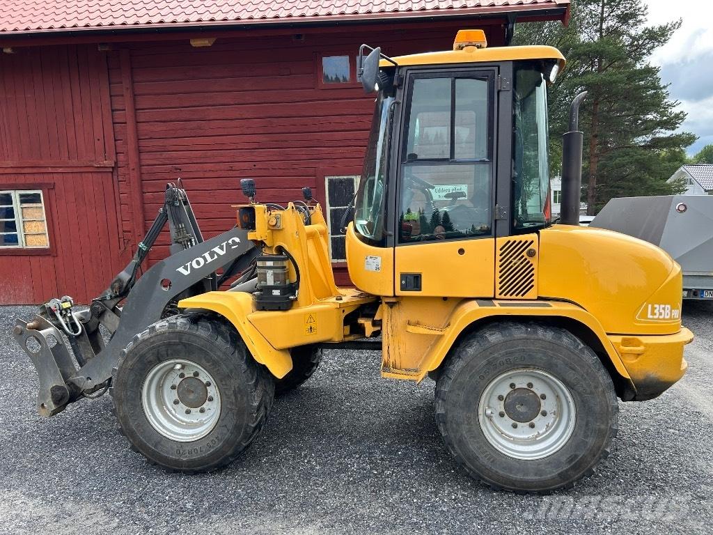 Volvo L 35 B Kolové nakladače