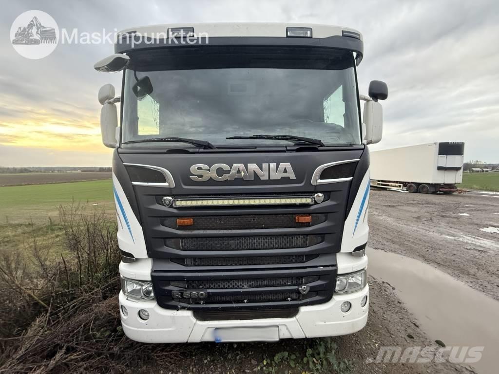 Scania R 580 Skříňová nástavba