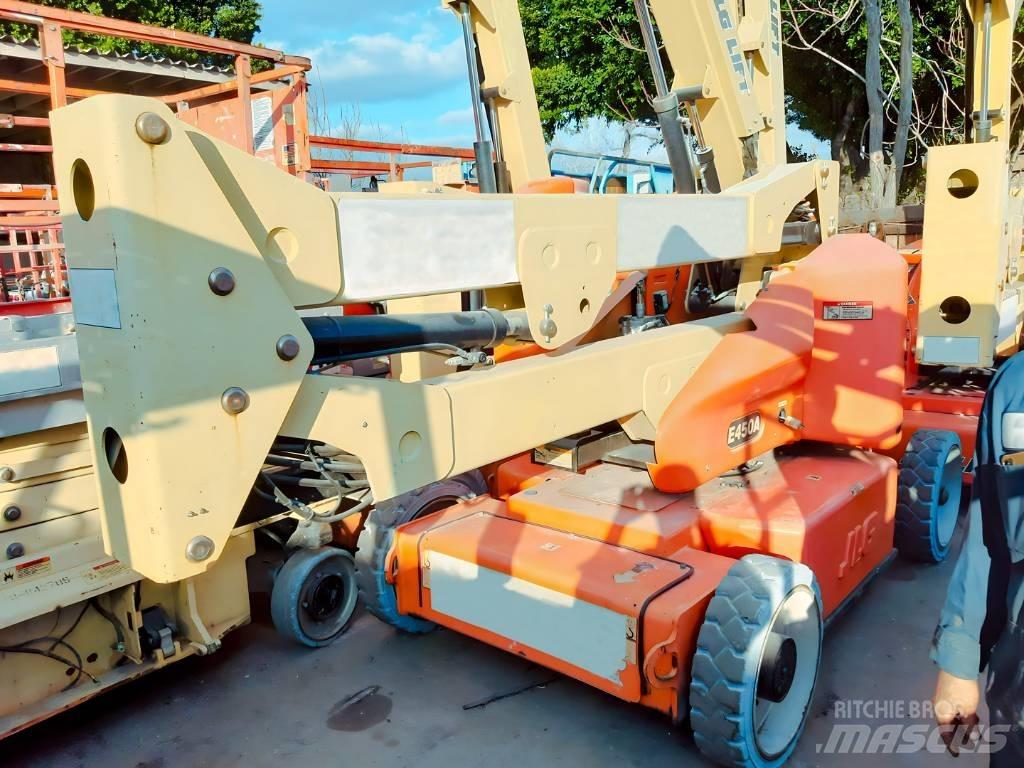 JLG E 450 A Kloubové plošiny