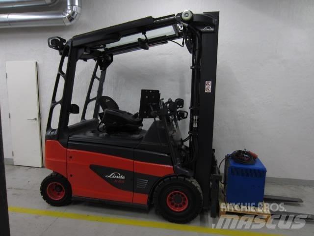 Linde E25R Akumulátorové vozíky