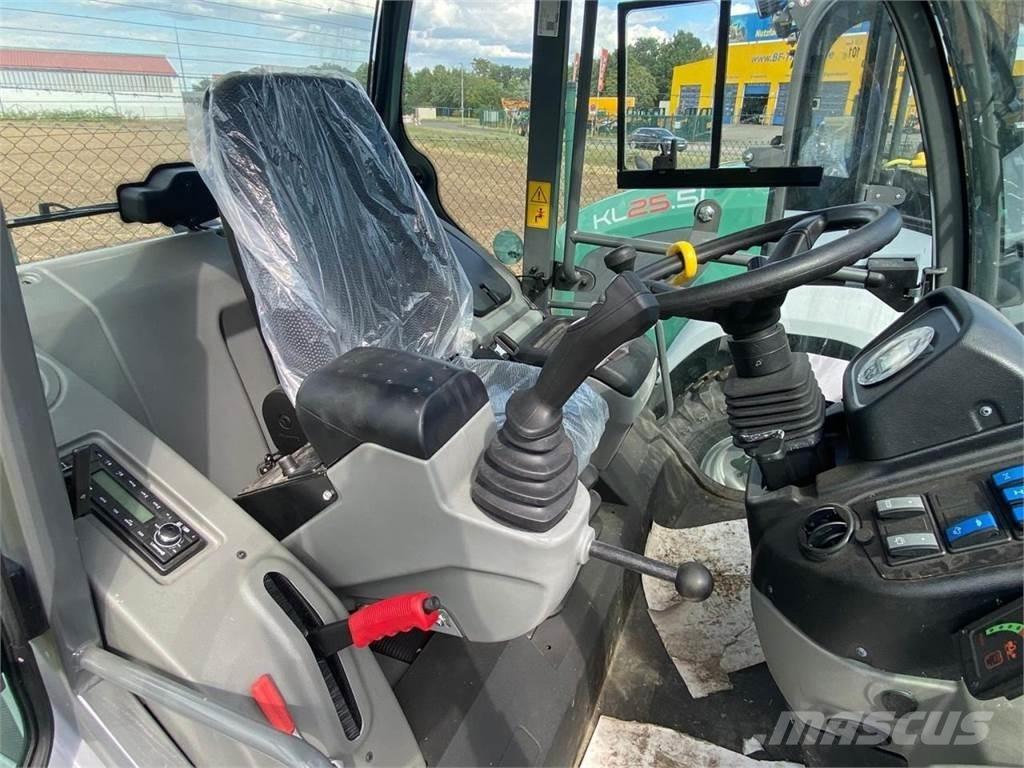 Kramer KL30.8T Teleskopické nakladače pro zemědělství