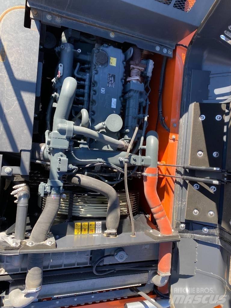 Doosan DX 235 LC-5 Pásová rýpadla