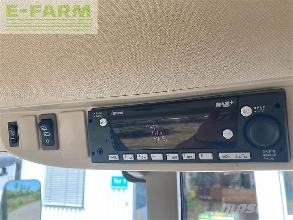 John Deere 6100m Traktory