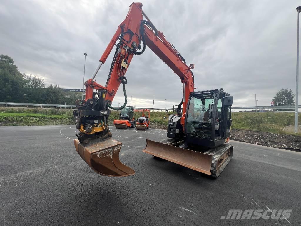 Hitachi ZX 85 US-6 Midi rýpadla 7t - 12t