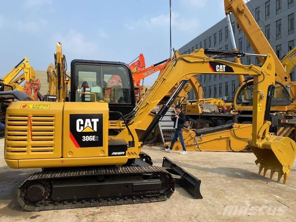 CAT 306E Mini rýpadla < 7t