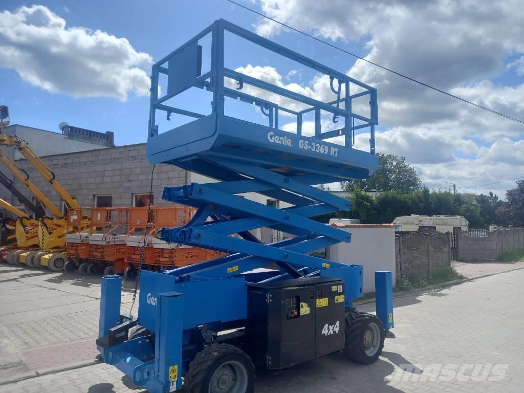 Genie GS 3369 RT Nůžková zvedací plošina