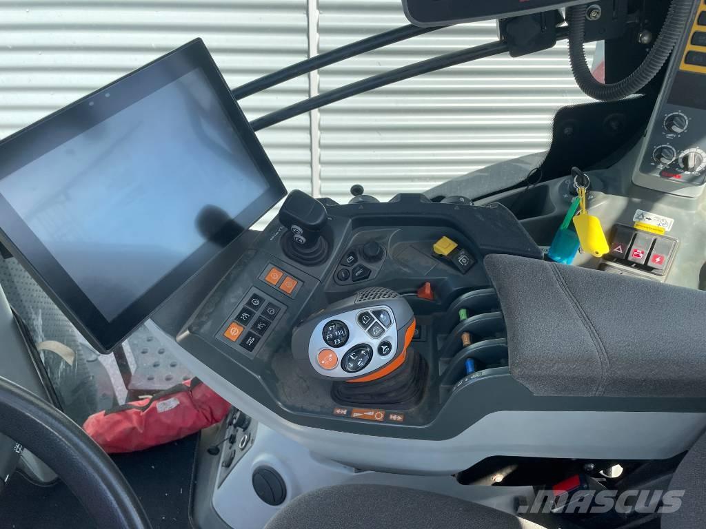 CLAAS 960 Axion Traktory