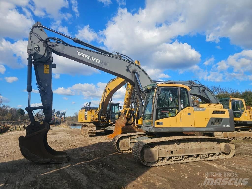 Volvo EC 220 DL Pásová rýpadla