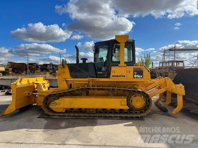 Komatsu D 61 EX-15 Pásové dozery