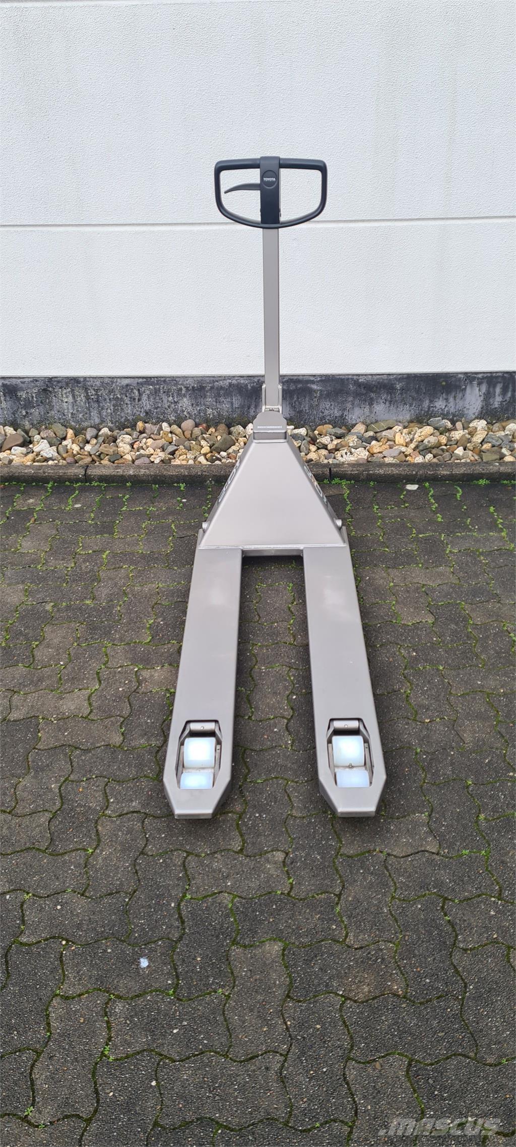 BT LHM 200ST Ruční paletový vozík