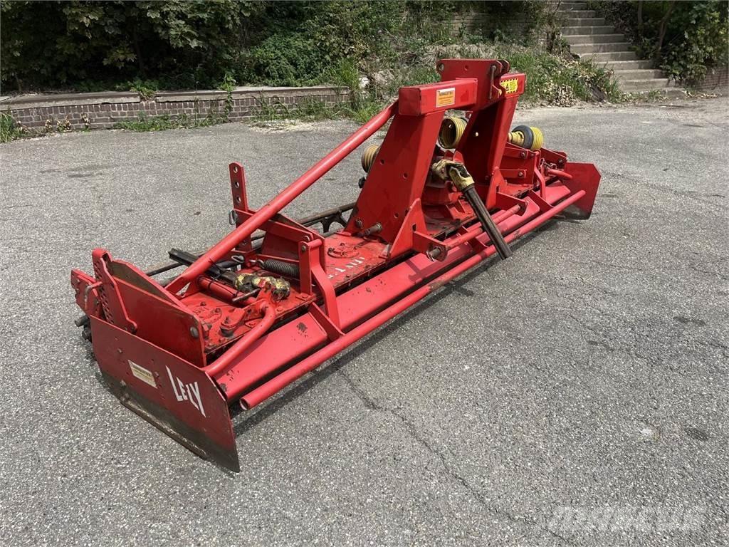 Lely 300-22 Rotační brány a půdní frézy