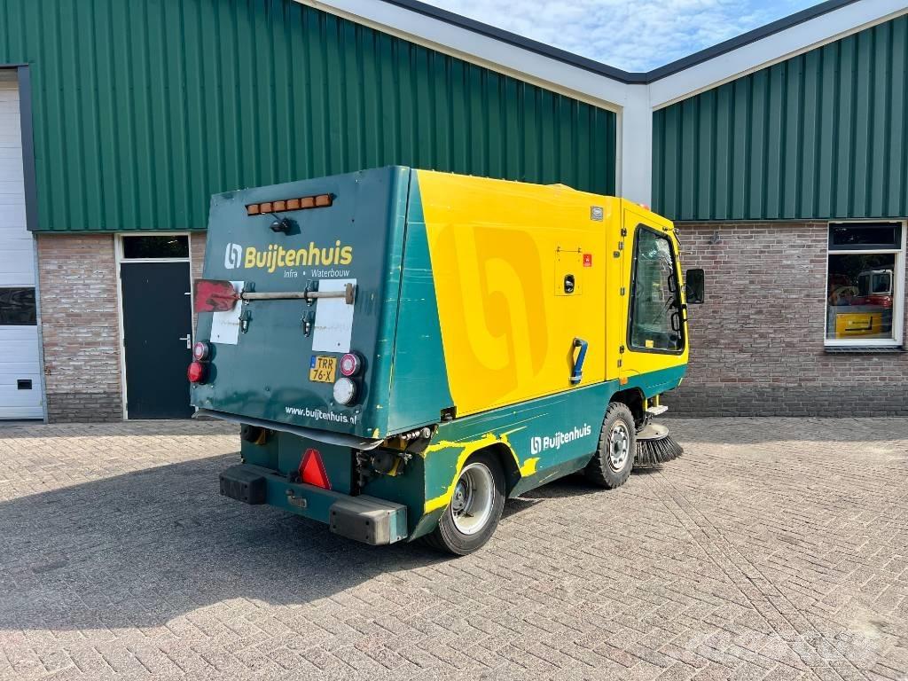 Tennant A85 Zametací stroje