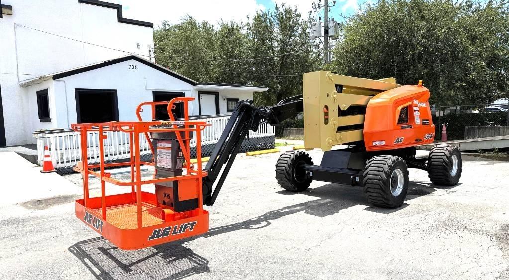 JLG 450 AJ Kloubové plošiny
