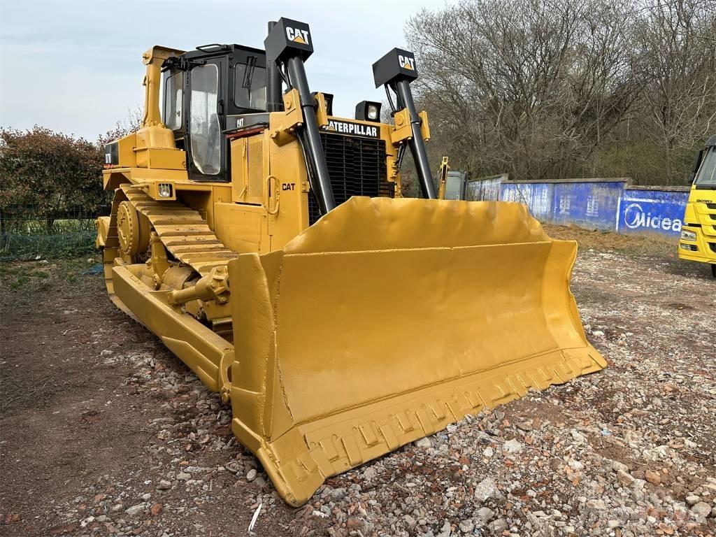 CAT D 7 H Pásové dozery