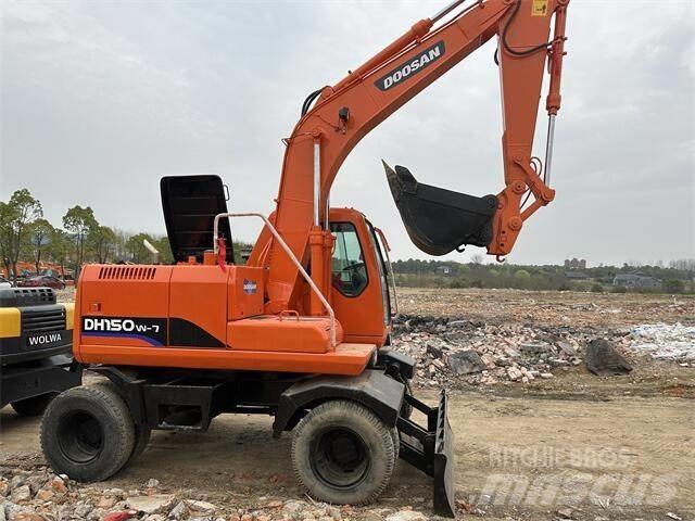 Doosan DH150W Kolová rýpadla