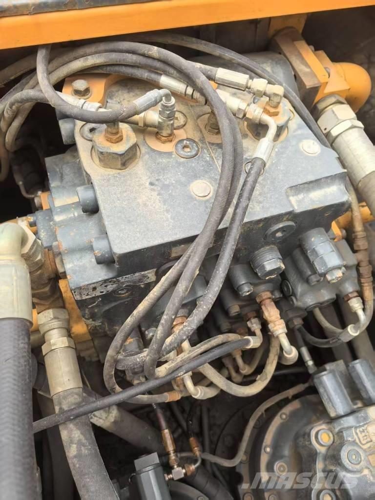 Hyundai 485LVS Pásová rýpadla