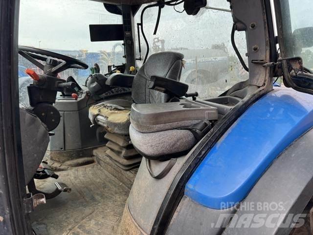 New Holland T6030 Traktory