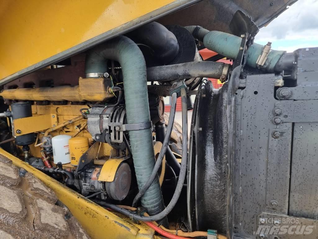 CAT CS 683 E Tahačové válce