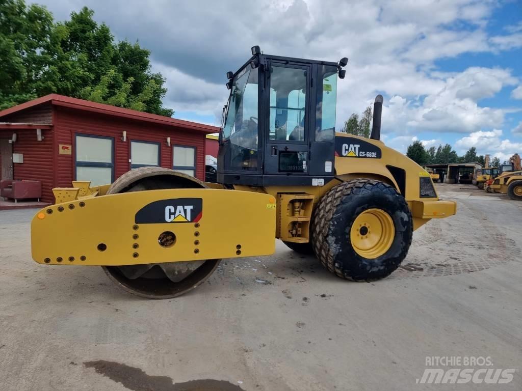 CAT CS 683 E Tahačové válce