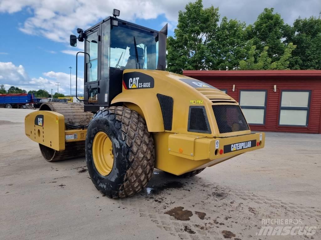 CAT CS 683 E Tahačové válce