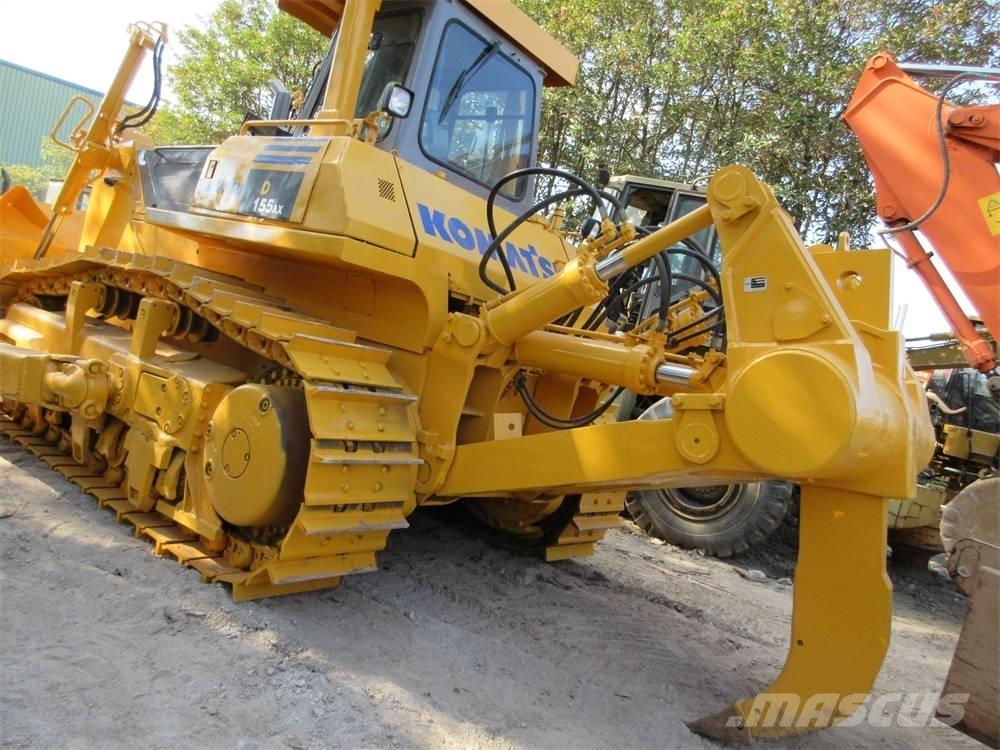 Komatsu D 155 A-1 Pásové dozery