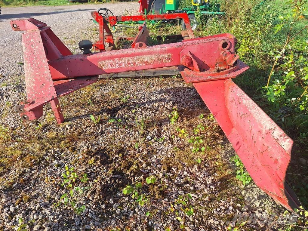 Vama 250 J Tažené radlice