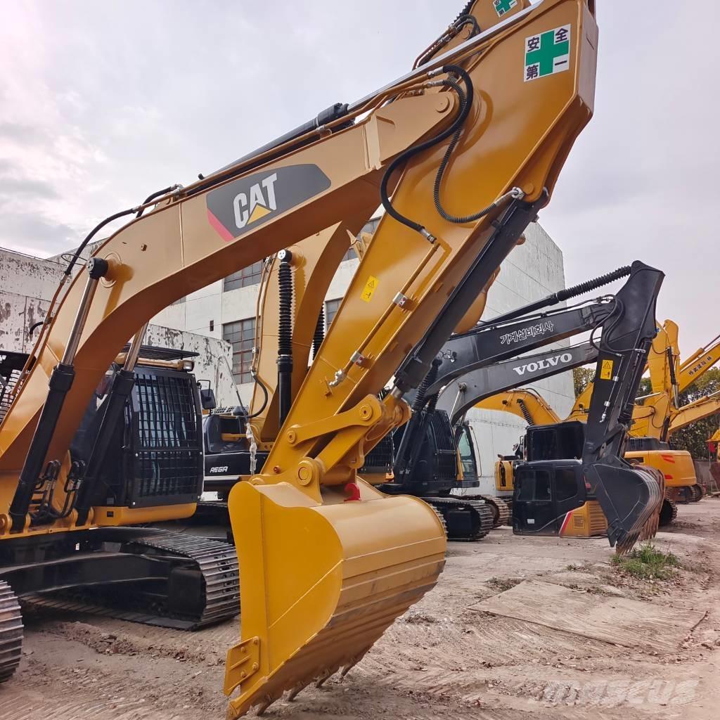CAT 324 D2L Pásová rýpadla