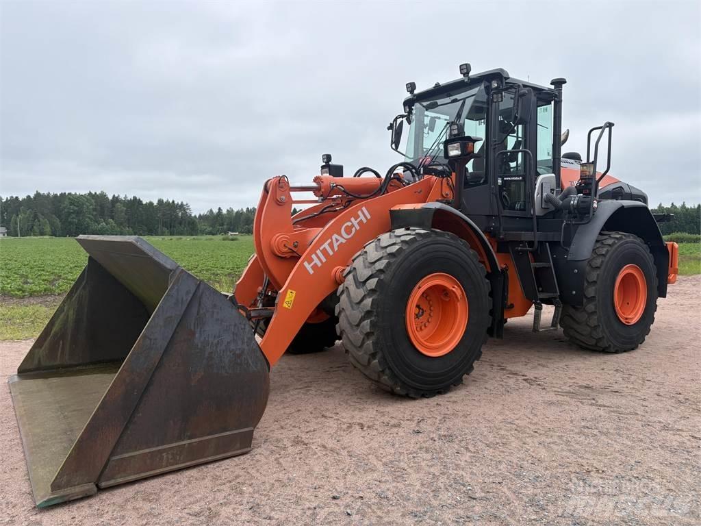 Hitachi ZW 220-6 Kolové nakladače