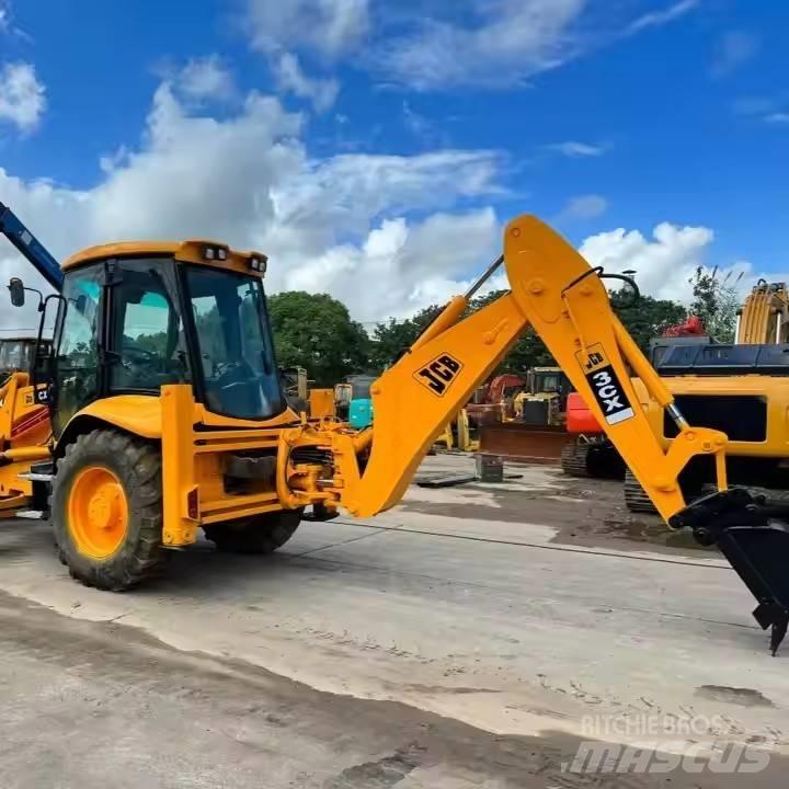 JCB 3 CX Rýpadlo-nakladače