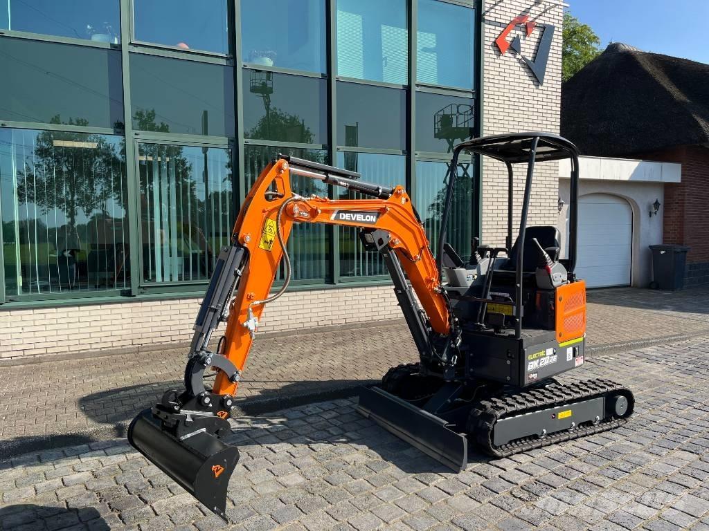 Develon DX 20 ZE Mini rýpadla < 7t