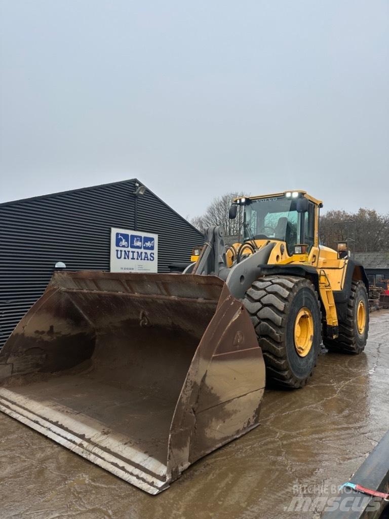 Volvo L 220 G Kolové nakladače