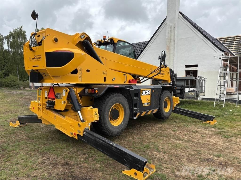 JCB 555-260R Teleskopické manipulátory
