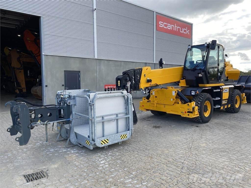 JCB 555-260R Teleskopické manipulátory