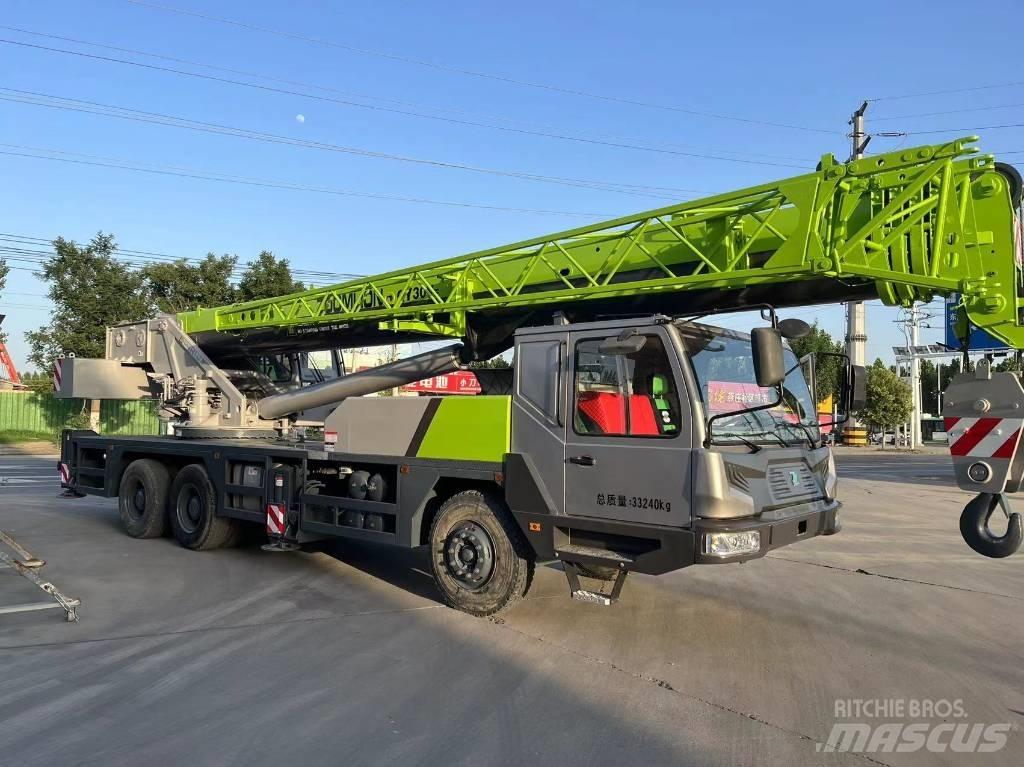 Zoomlion QY25V Univerzální terénní jeřáby