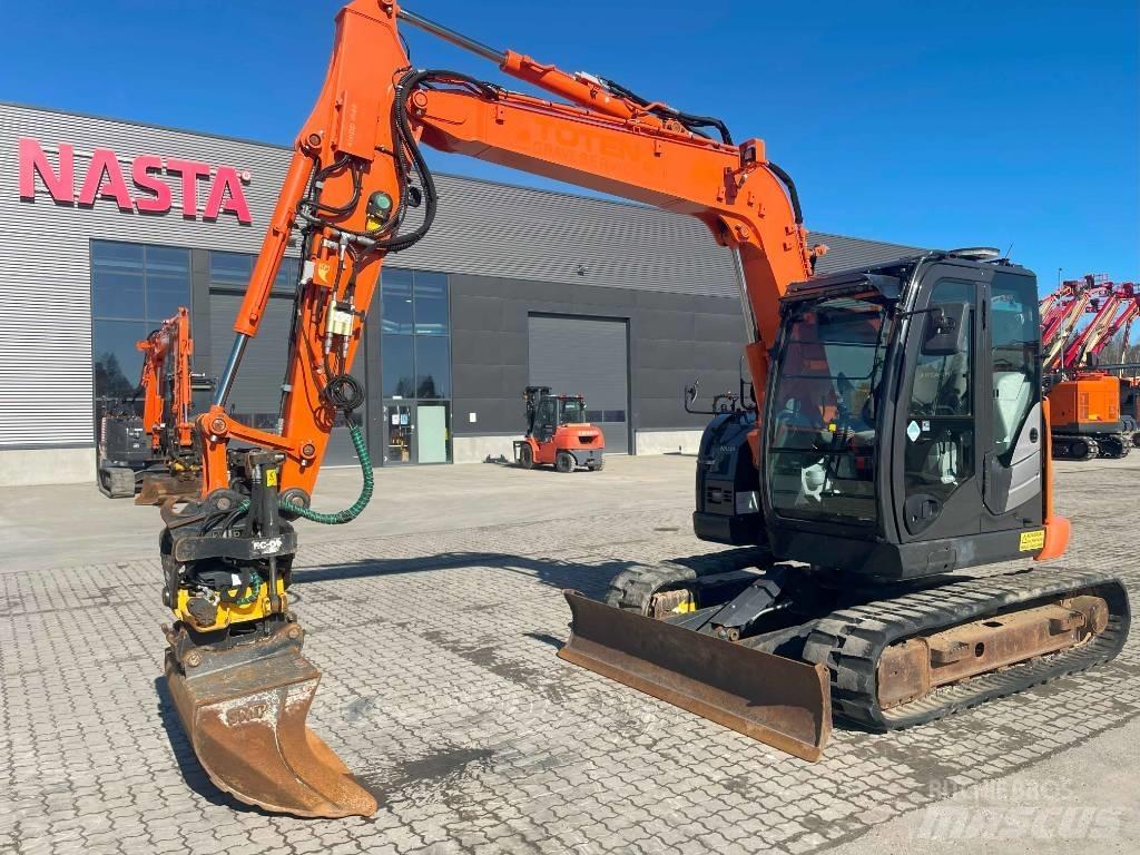 Hitachi ZX 85 US-6 Midi rýpadla 7t - 12t