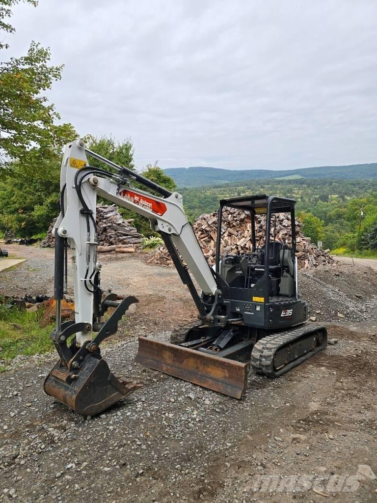 Bobcat E 35 Mini rýpadla < 7t