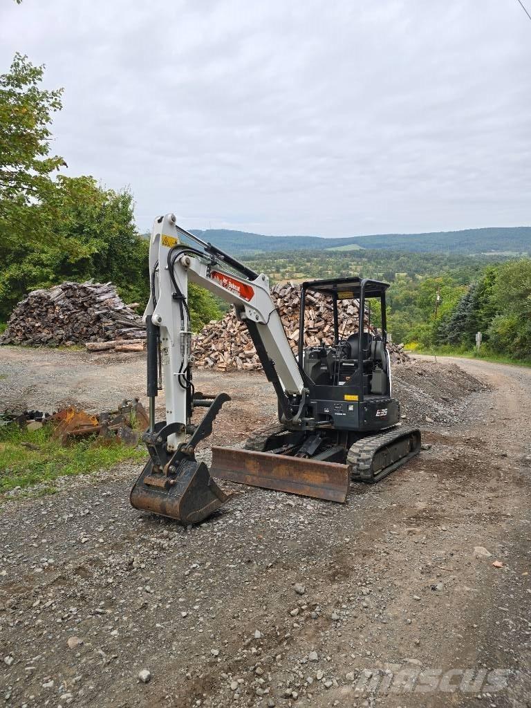 Bobcat E 35 Mini rýpadla < 7t
